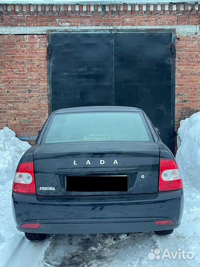 Задние фары priora 1