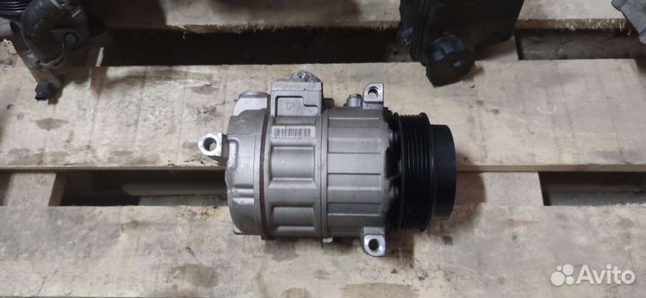 Компрессор кондиционера Mercedes S-class W204