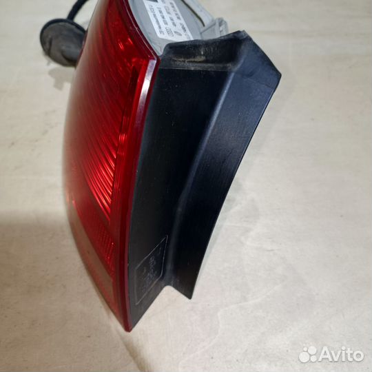 Фонарь задний Audi A4