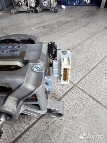 Двигататель стиральной машины канди