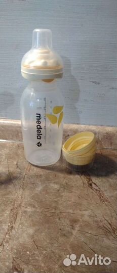 Бутылочка medela со смарт соской новой
