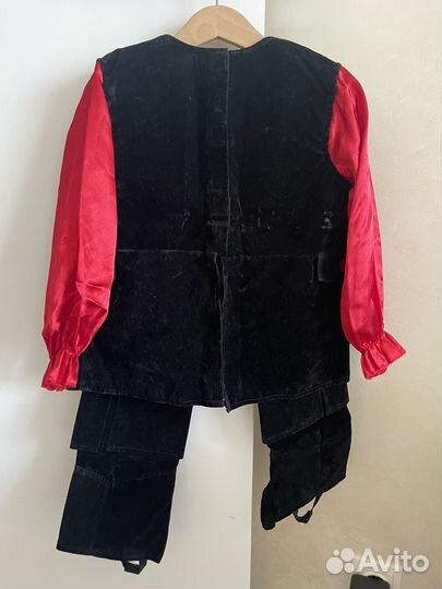 Кареавальеый костюм пирата ELS