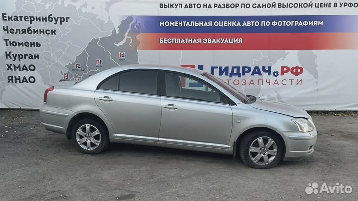 Дверь передняя левая Toyota Avensis (T250)