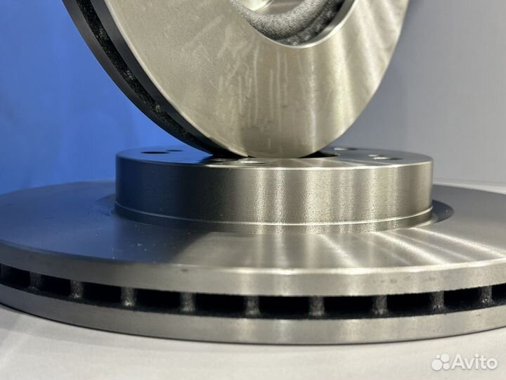 Тормозные диски передние Honda Civic 8/9