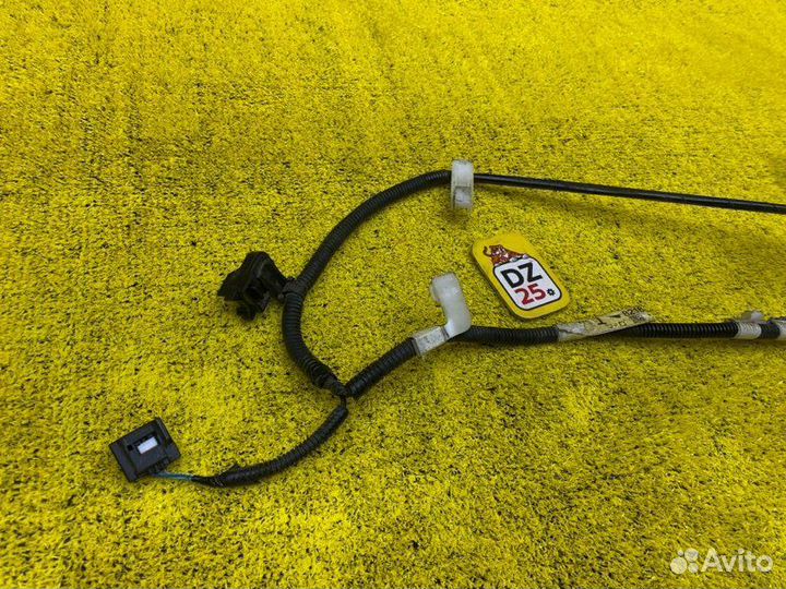 Проводка парктроника задняя правая Toyota Land 145413