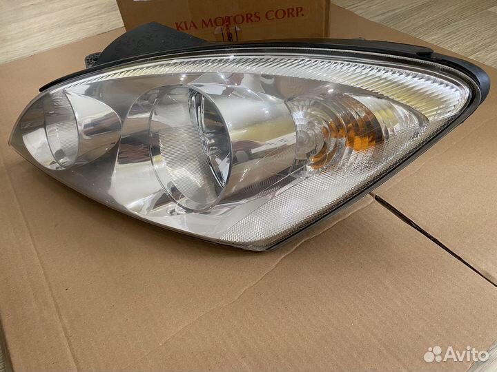 Фары передние Kia ceed 06-09