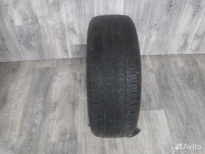 Michelin Agilis 215/60 R16