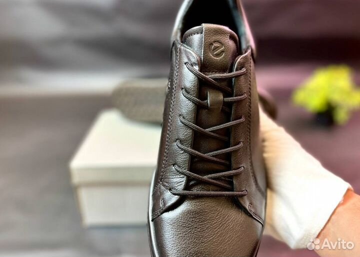 Кроссовки Ecco удобные