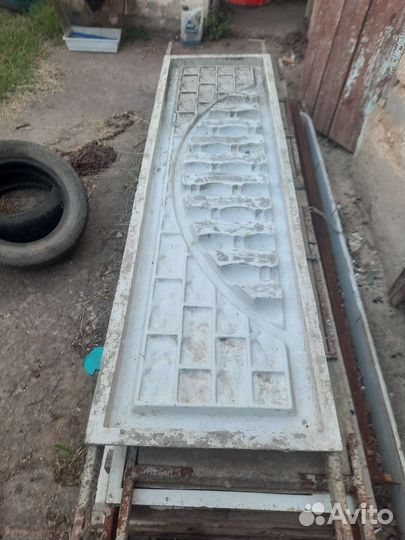 Формы для бетонных заборов