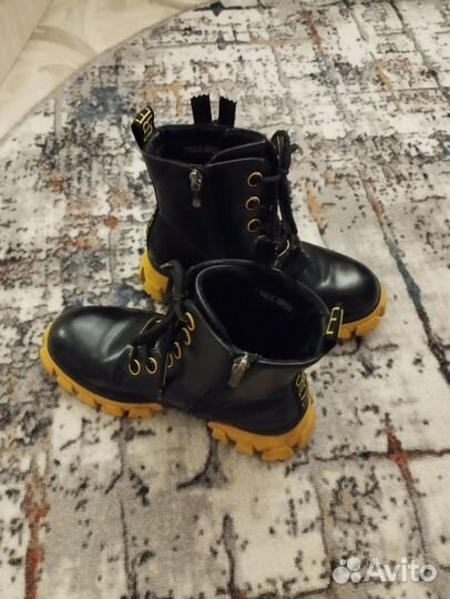 Ботинки демисезонные для девочки 35