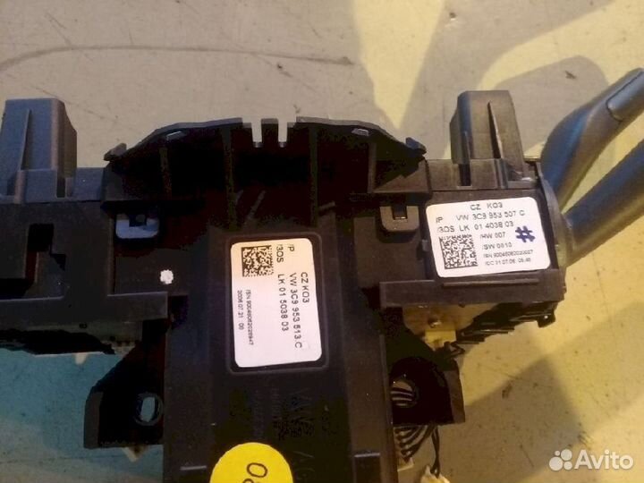 Блок подрулевых переключателей Volkswagen Passat b