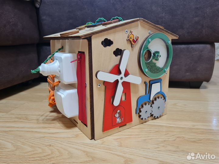 Бизиборд бизидом игрушка монтессори