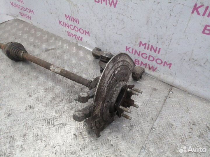 Кулак задний правый Jaguar Xf CC9 AJ30 2011