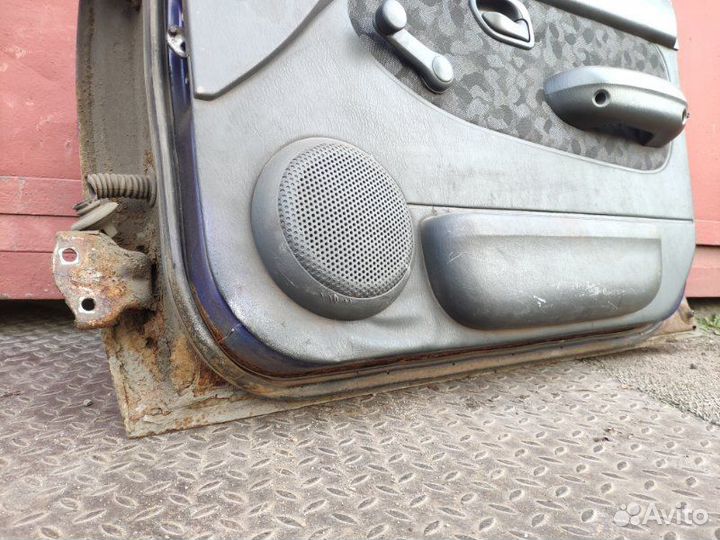 Дверь правая Hyundai Accent 1 1994-2000