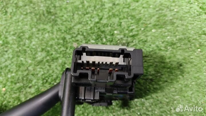 Подрулевой переключатель стеклоочистителя Toyota