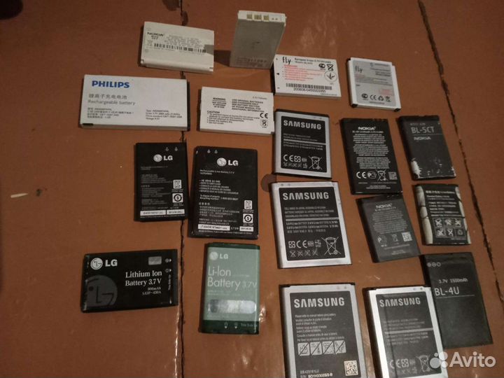 Зарядное устройство для телефона Нокиа,Сименс и т