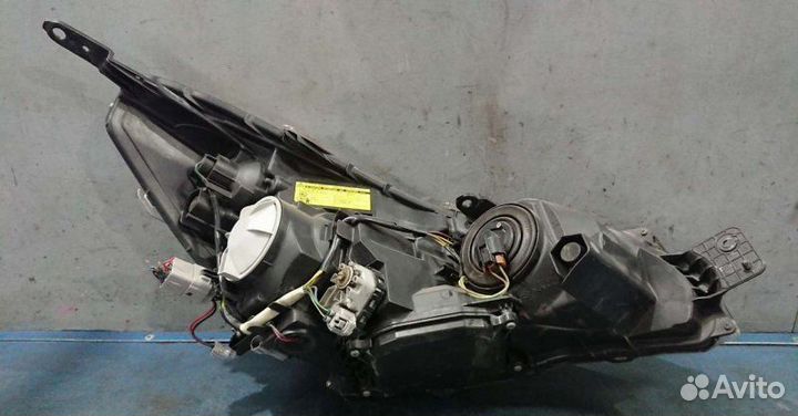 Фара ксенон левая Subaru Outback BR/B14