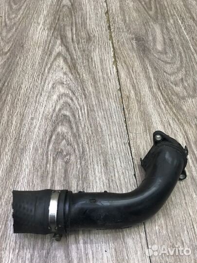 Патрубок интеркулера Opel Astra H Z19DTH
