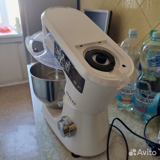 Кухонная машина RED Solution RKM-4050