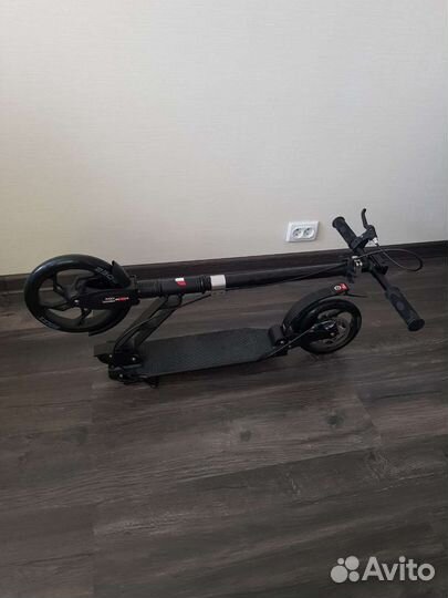 Самокат Roces lux 230 мм