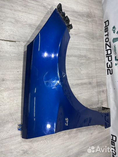 Крыло переднее правое Hyundai Solaris хэтчбек 2013