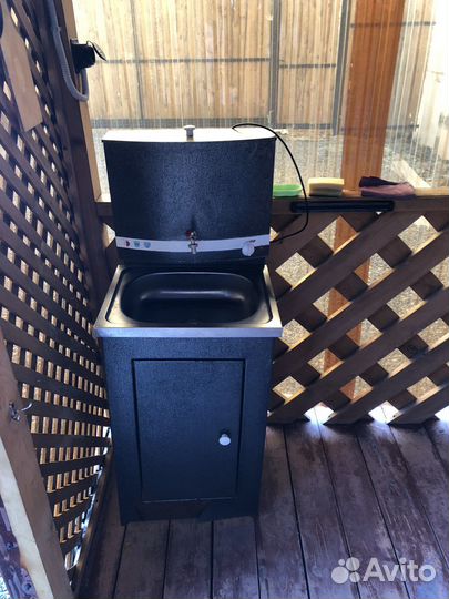 Беседка в аренду с бассейном