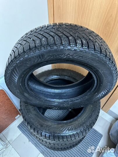 Gislaved Nord Frost 200 205/65 R16