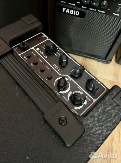 Электрогитара + комбик моделирующий