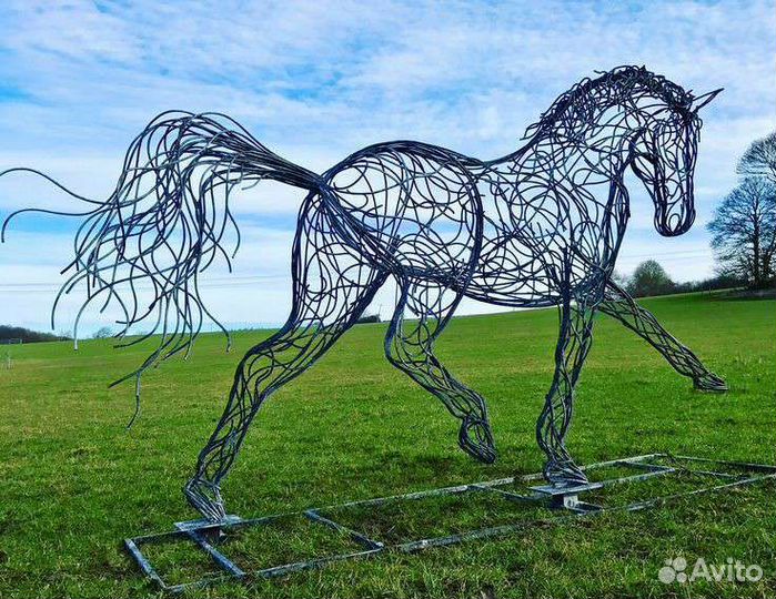 Скульптура из металла (металлоконструкции)