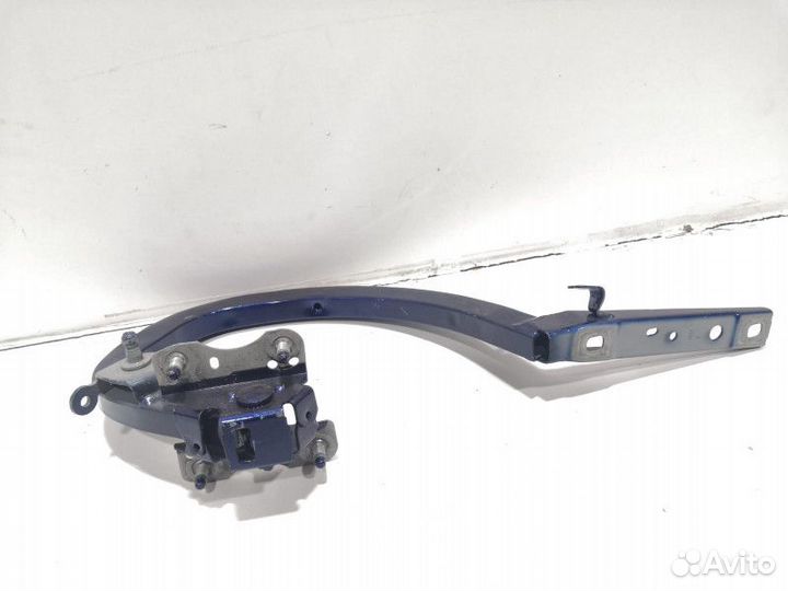 Петля крышки багажника правая BMW 5 G30/G31 2020