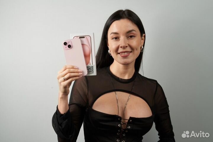 iPhone 15, 256 ГБ