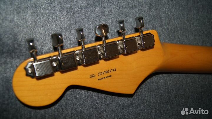 Fender Japan Traditional 60s Stratocaster BLK/ R