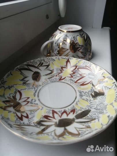Чайная пара Золотые ромашки форма тюльпан лфз