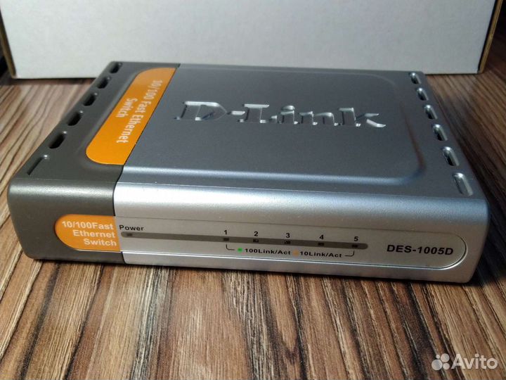 DES-1005D 5-port switch