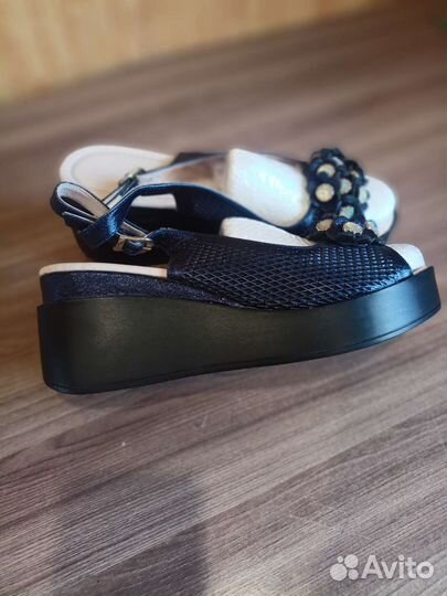 Босоножки женские 40 41 размер натуральная кожа
