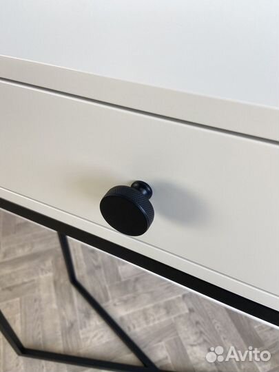 Консоль 80*30