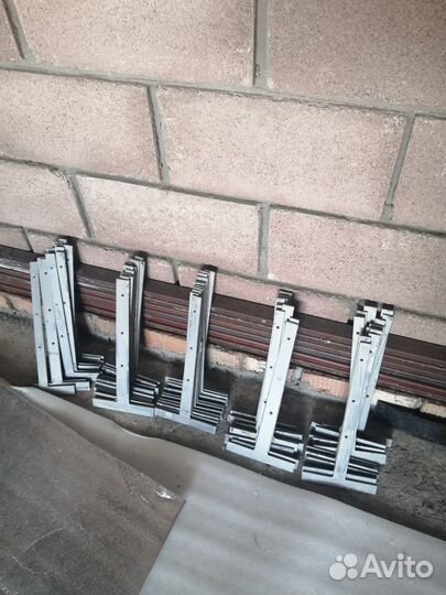 Кровельный костыль Т образный