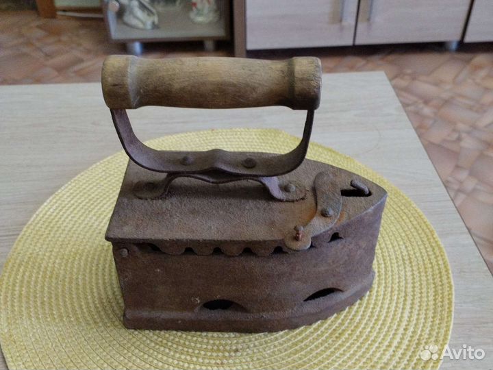 Старый утюг