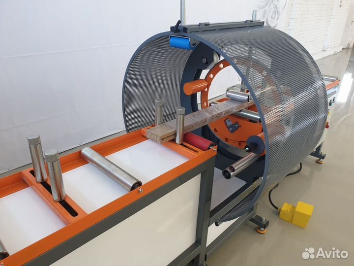 Станок для упаковки в стрейч-пленку (упаковщик)