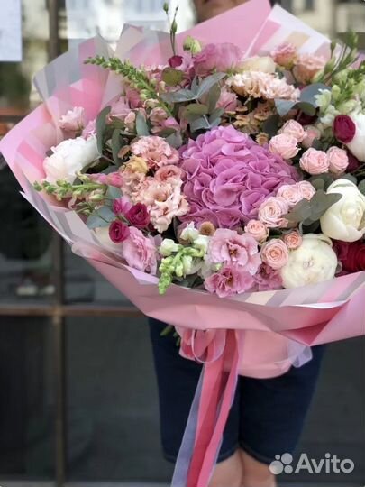 Букет пионов