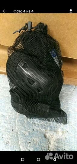 Роликовые коньки