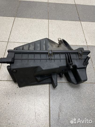 Корпус воздушного фильтра ford mondeo 1