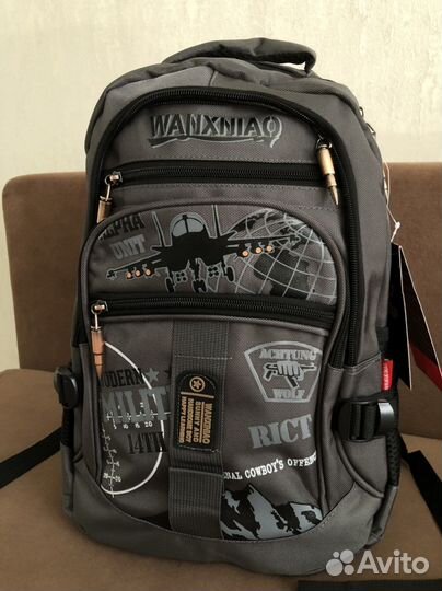 Рюкзак школьный для мальчика новый