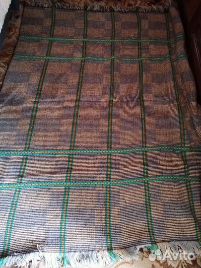 Плед шерстяной 1,90м на 1,50м