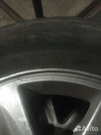 Yokohama A200 235/65 R17 140K