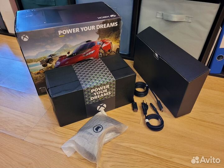 Новый Microsoft Xbox Series X 1000Gb