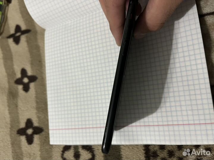 Бу телефон 7 iPhone