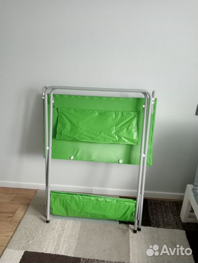 Раскладной пеленальный столик для новорожденных