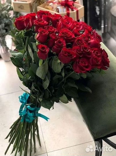 Метровые розы Доставка цветов