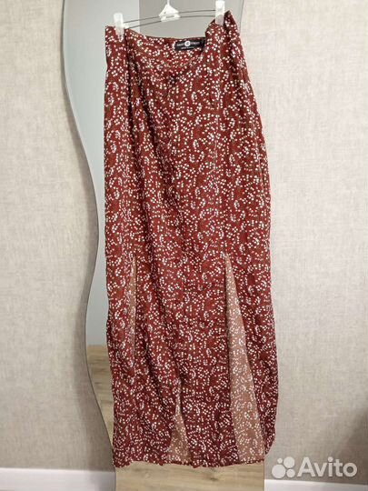 Юбка с разрезами